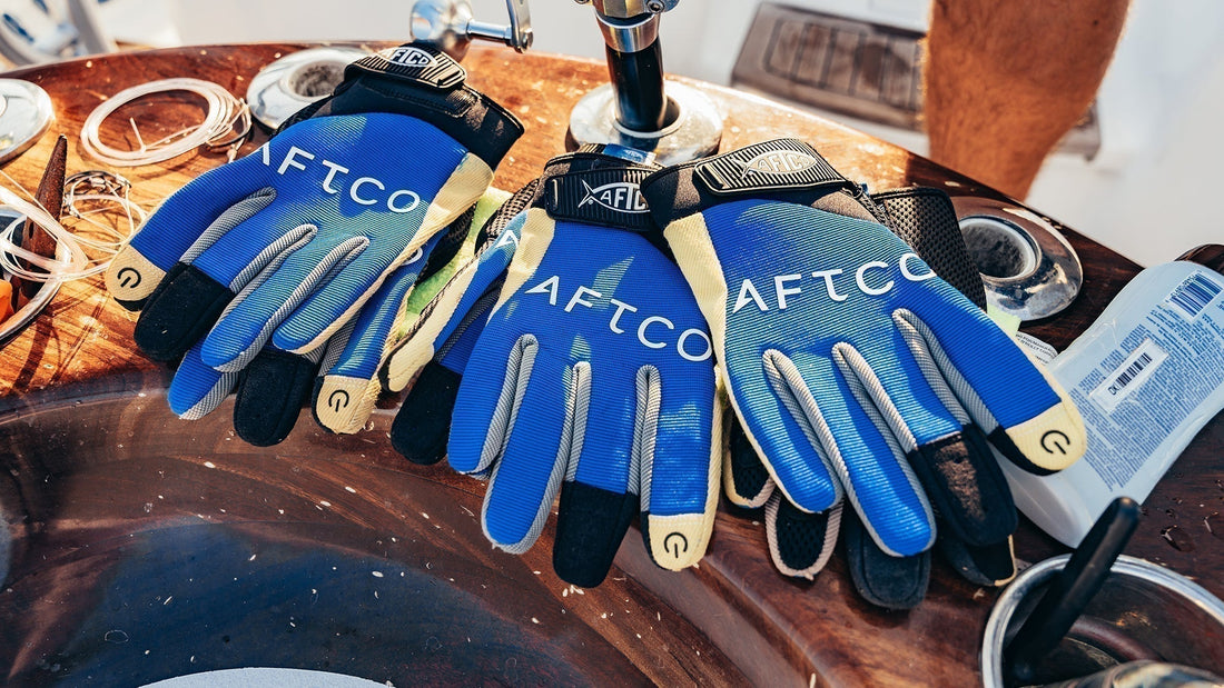 Fishing Gloves: Complete Guide