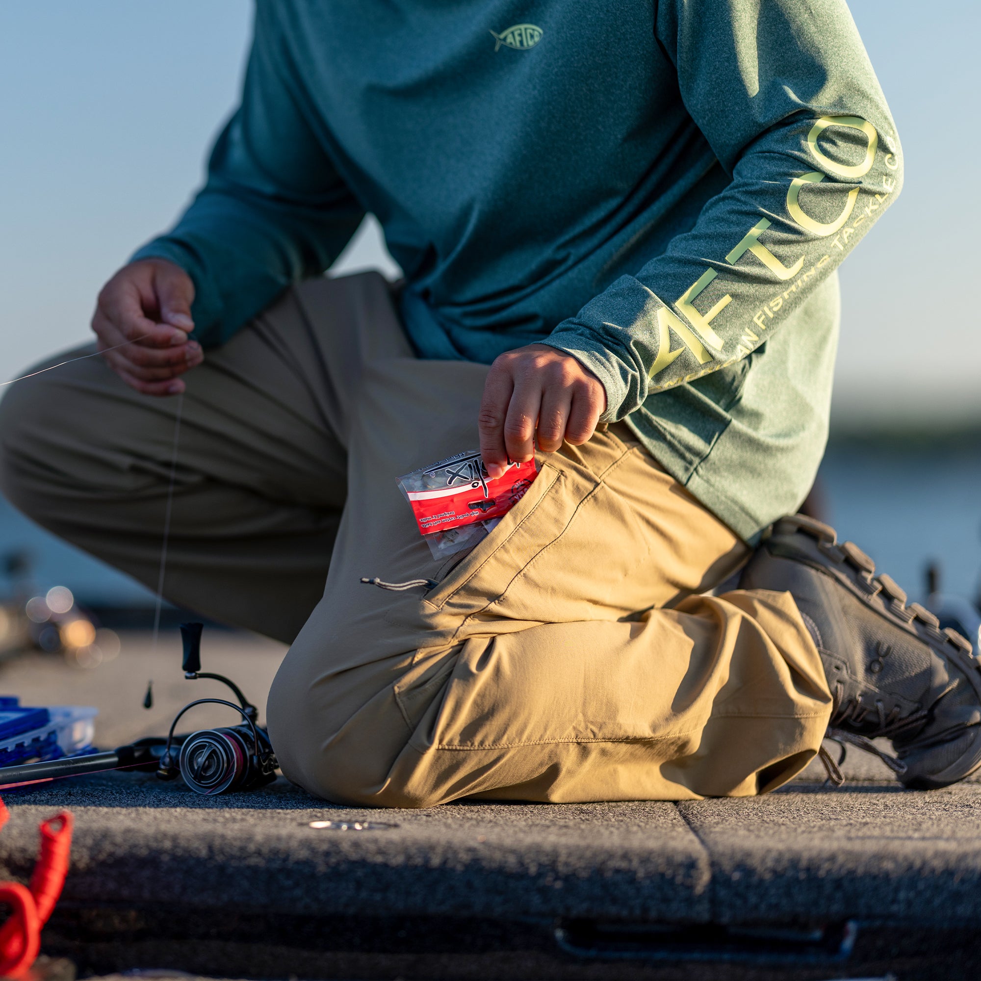 Hydronaut® Insulated Jacket & Bib – AFTCO