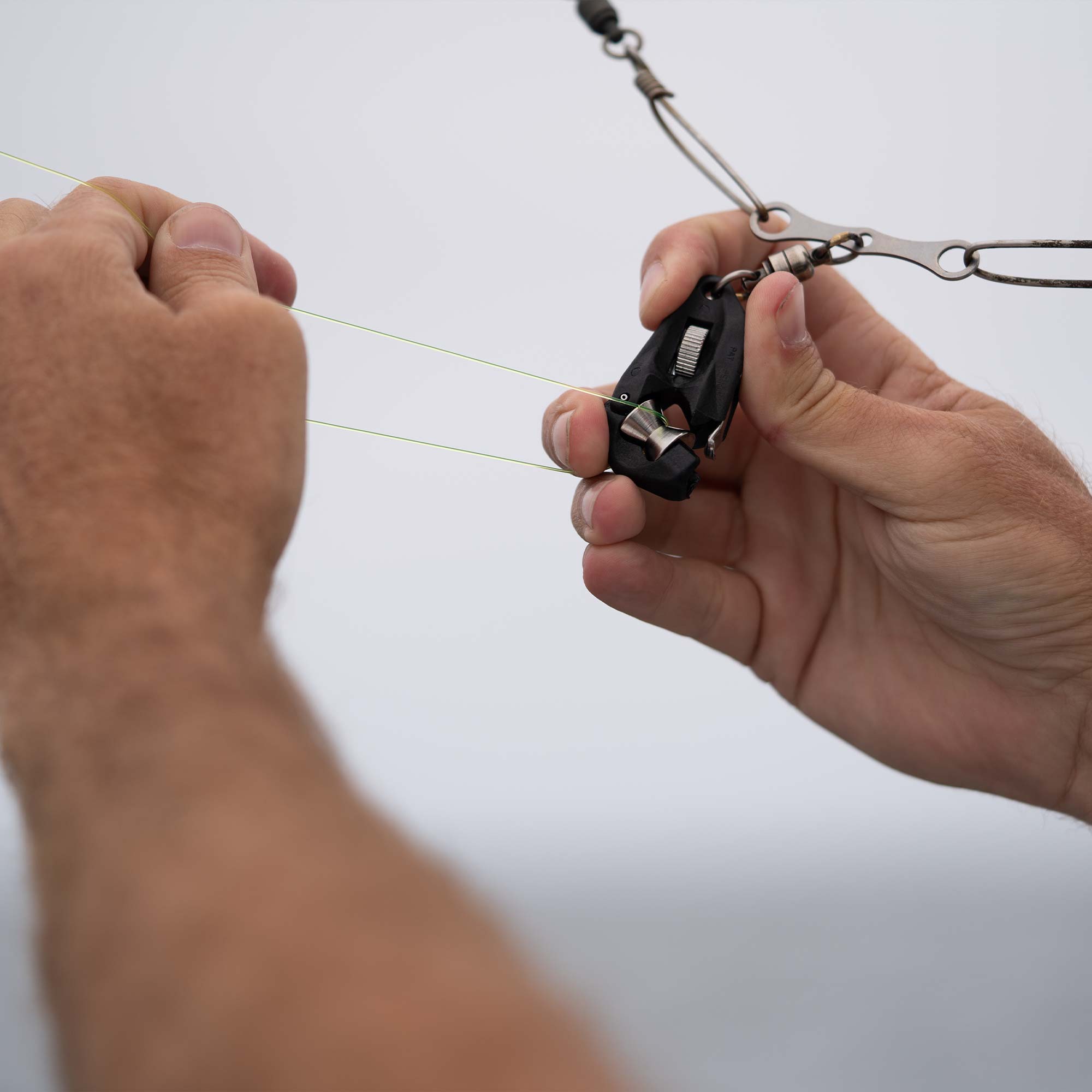 Roller-Troller Outrigger Clips | AFTCO