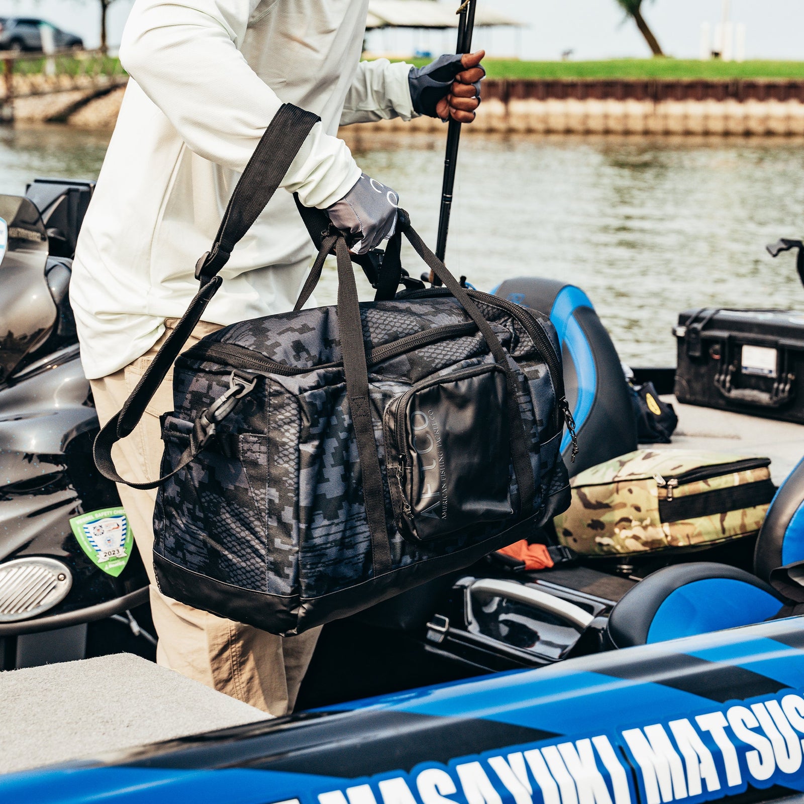 aftco tackle bag 35 35L Boat Bag – AFTCO