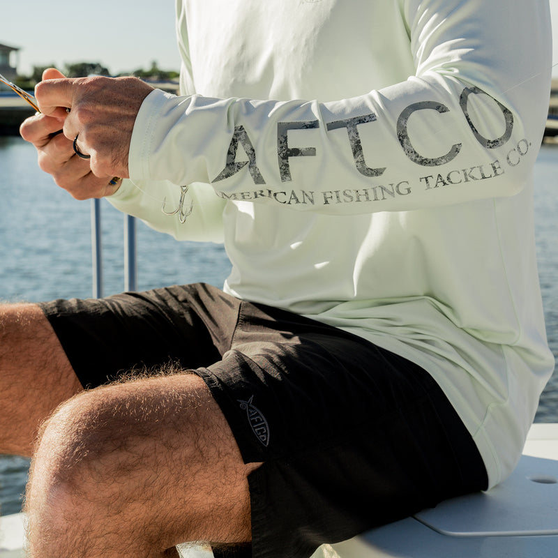 AFTCO Original Fishing Shorts (Khaki - 32)