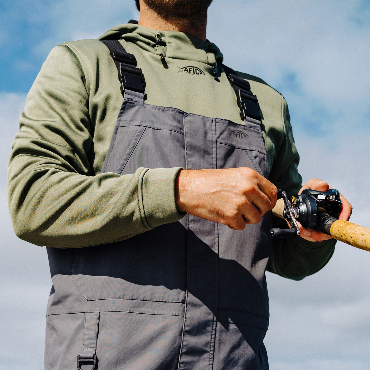 Hydrobib Waterproof Fishing Bib – AFTCO