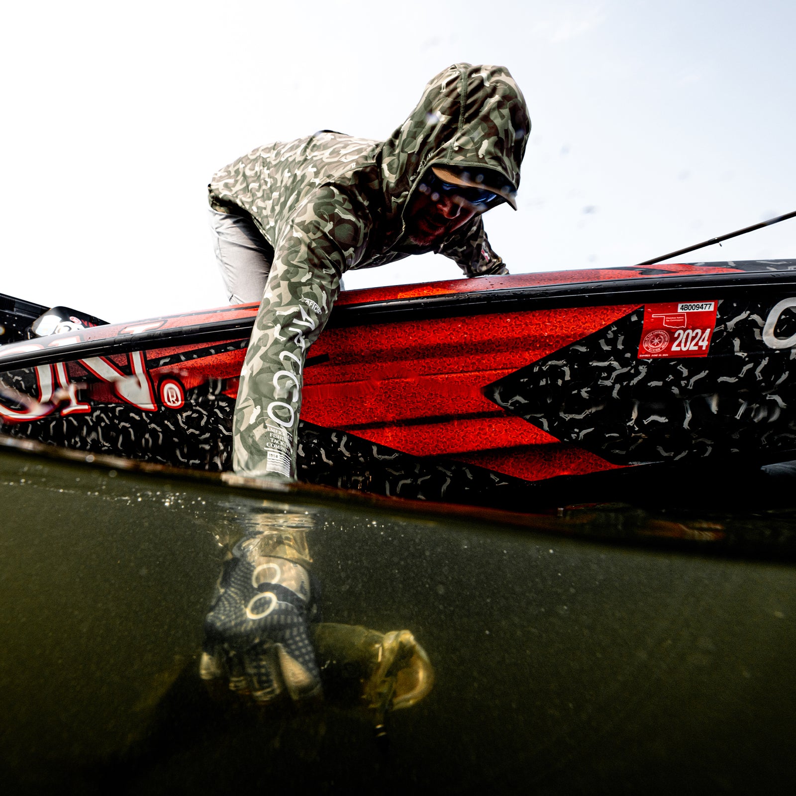 476480_4 476480_4