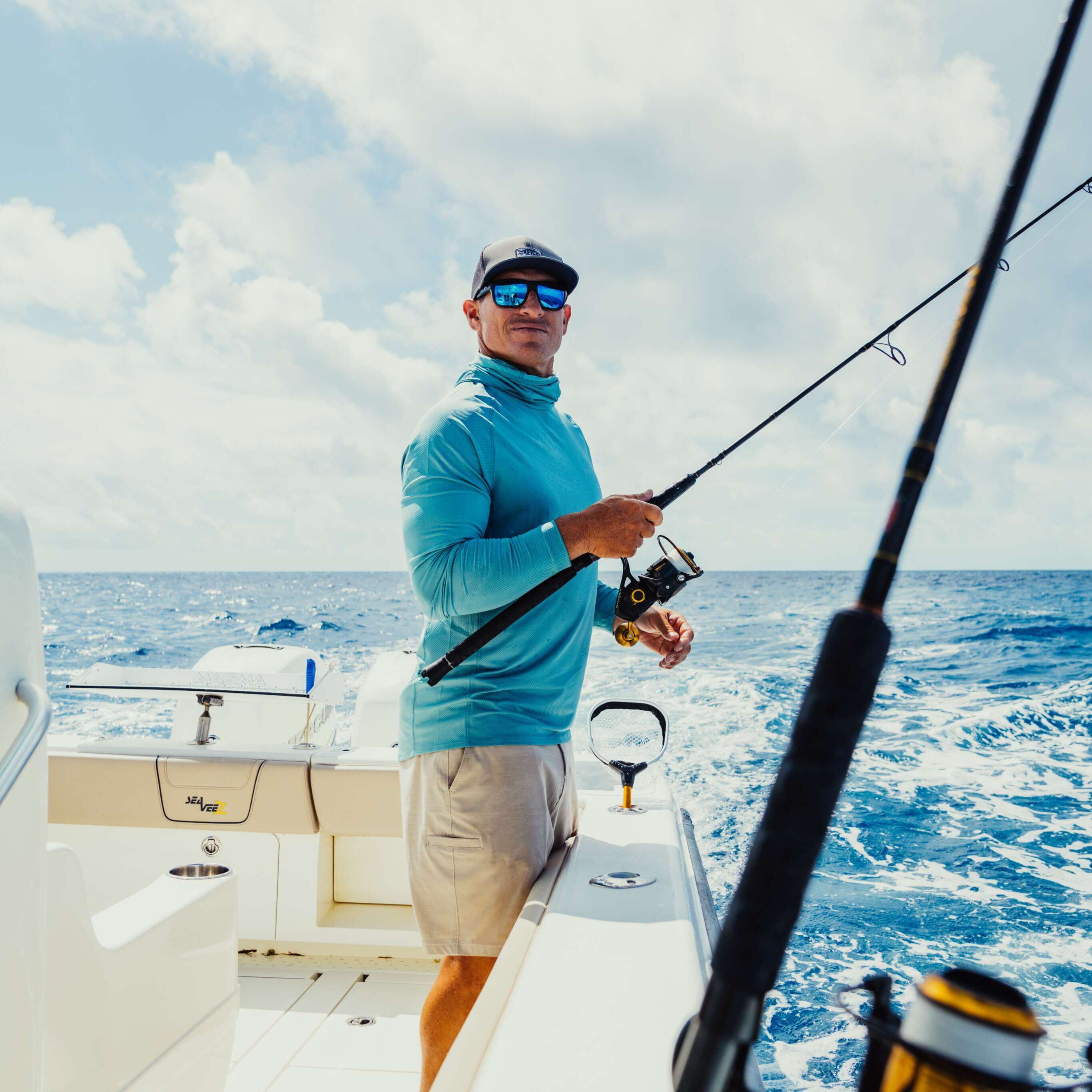 365 Hybrid Stretch Chino Fishing Shorts – AFTCO