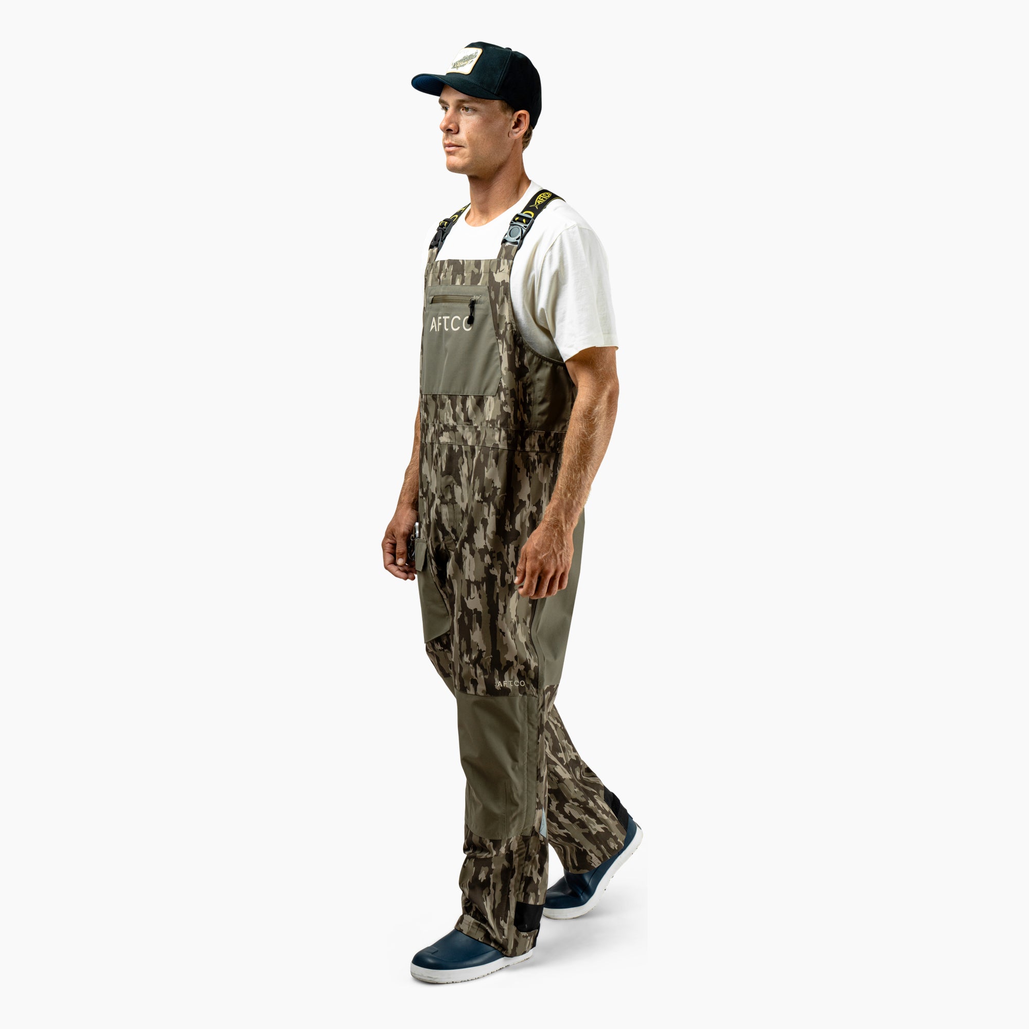 Barricade Fishing Bibs | AFTCO
