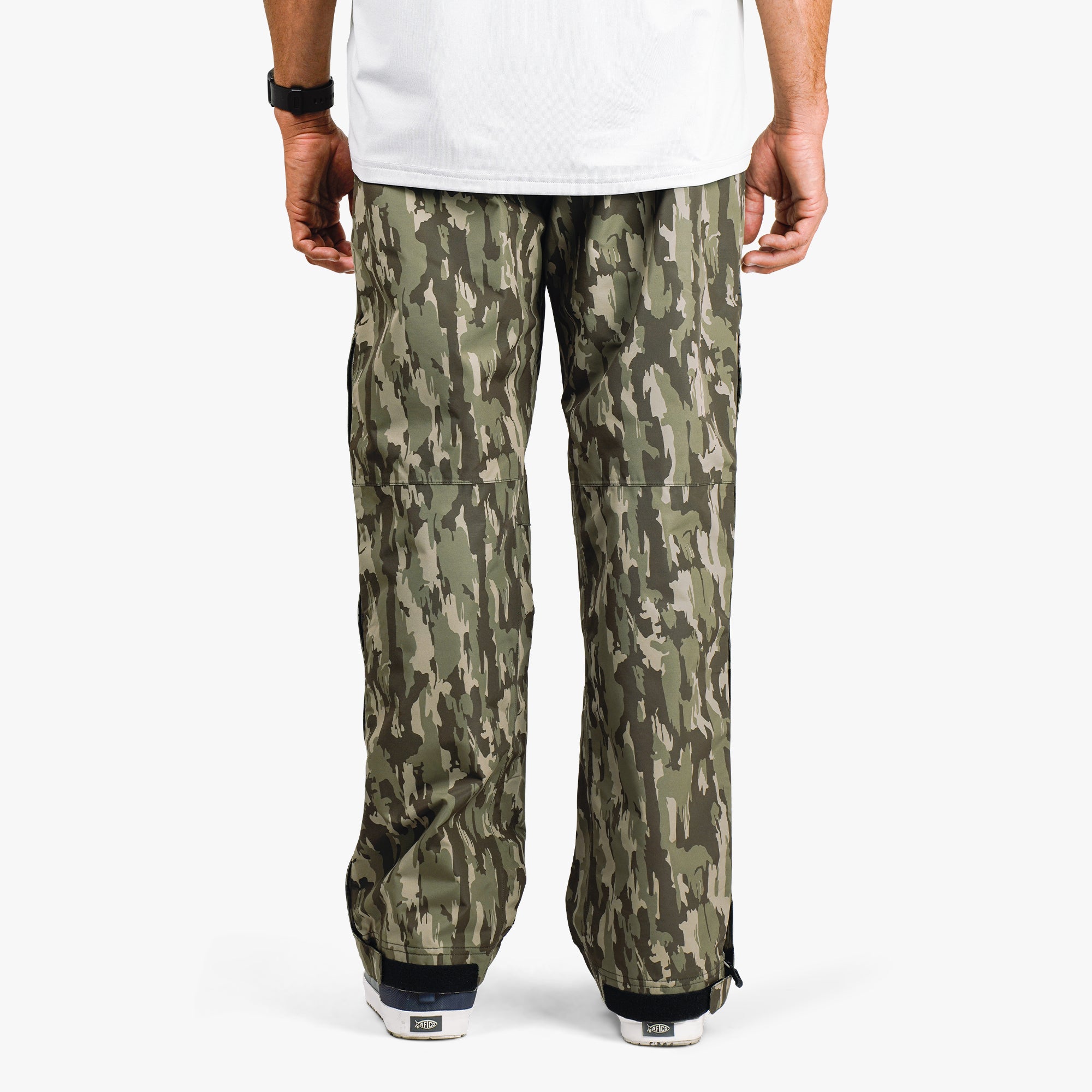 Crossing Printed Camo Fishing Pants | AFTCO