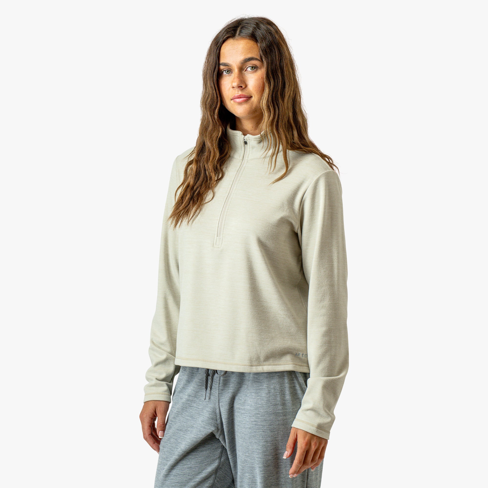 Women's Coastal Layer 1/4 Zip Fishing Pullover | AFTCO