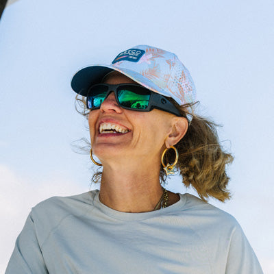 Women's Hats & Accessories