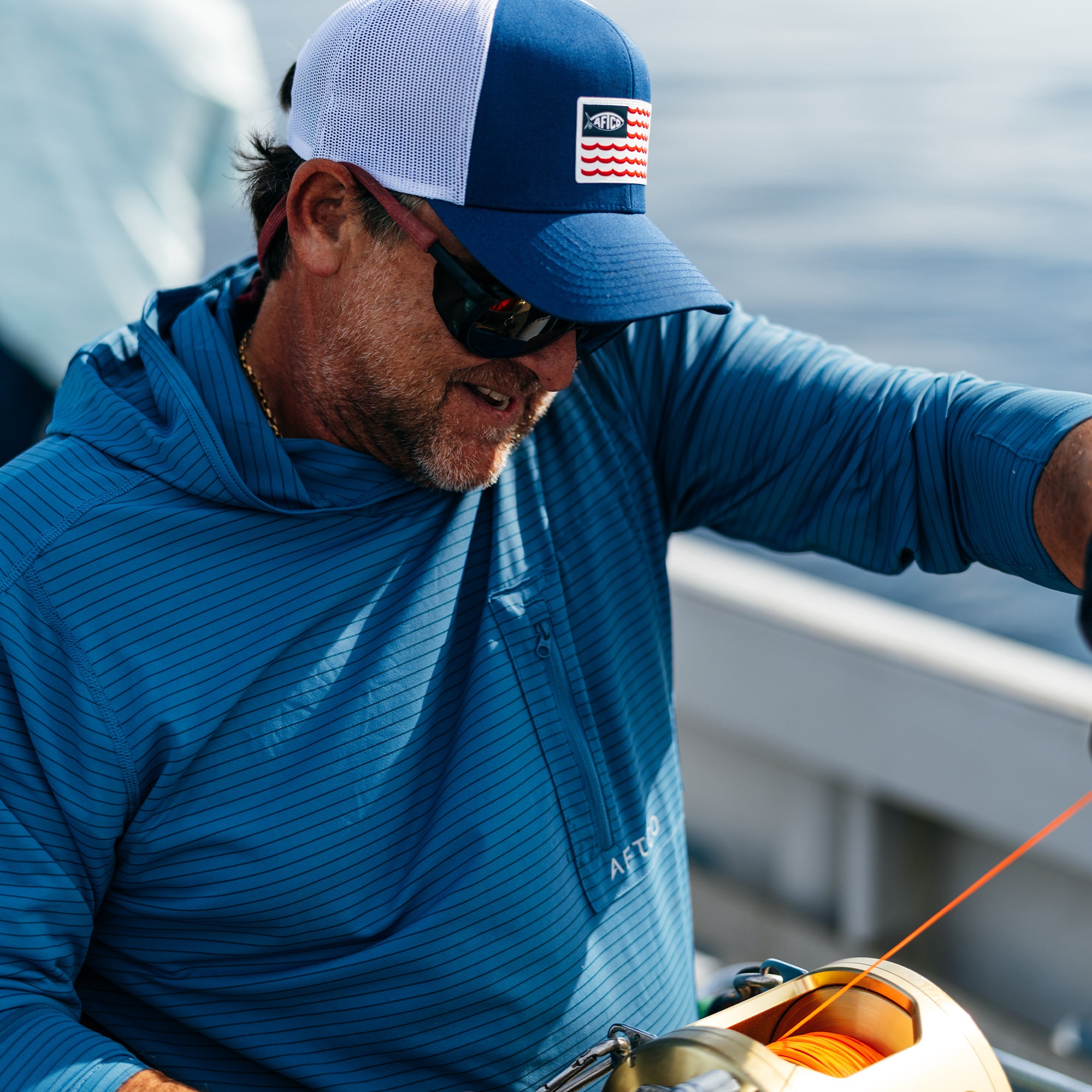 Channel Hooded Performance Shirt – AFTCO