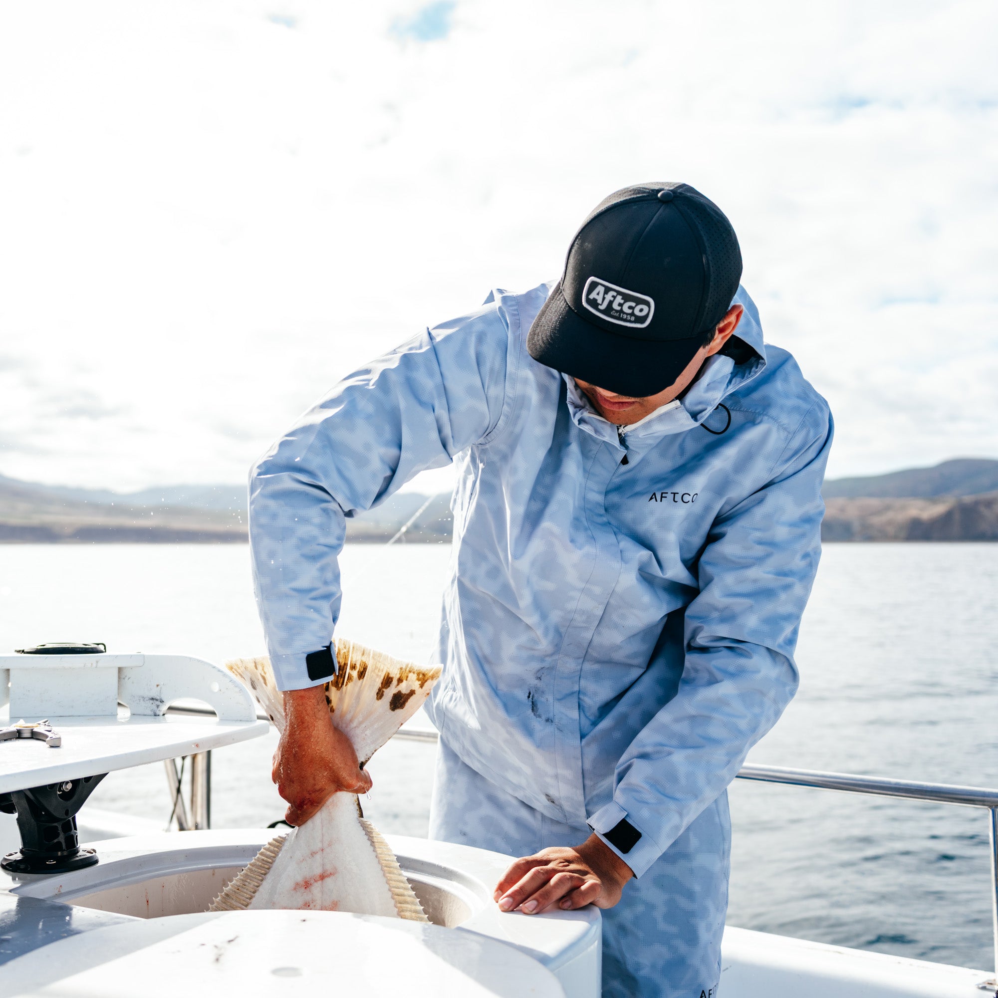 Crossing Printed Camo Fishing Jacket | AFTCO