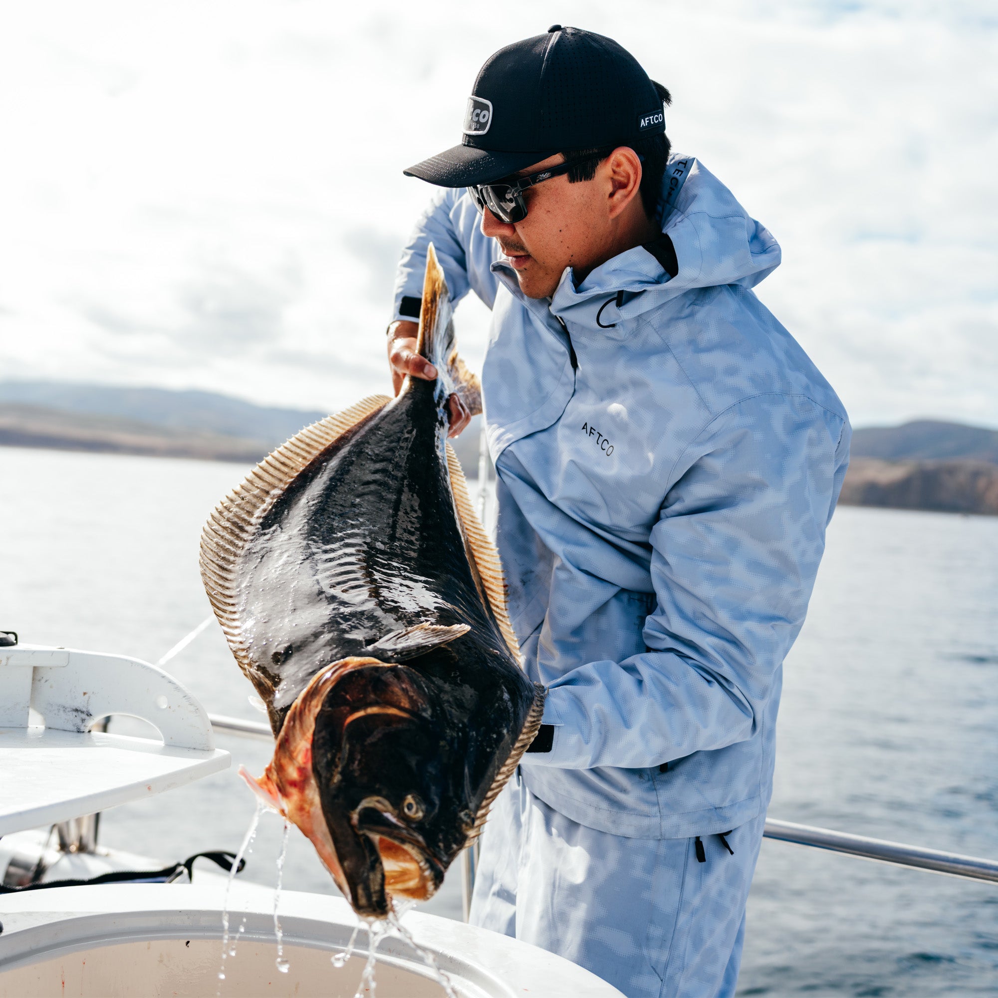 Crossing Printed Camo Fishing Jacket | AFTCO