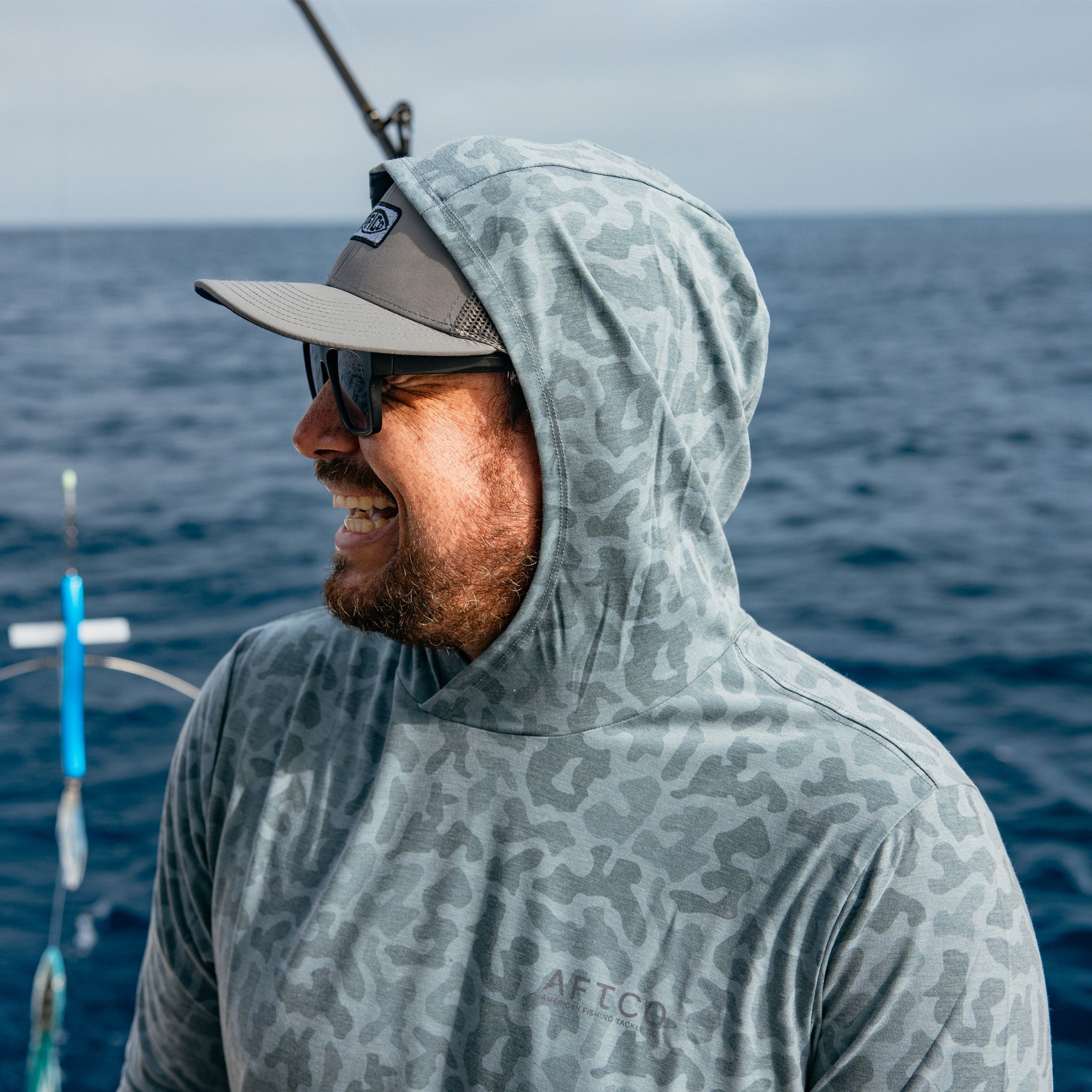 AFTCO アフコ　メッシュ　フーディーシャツ　M パーカー Ocean Bound Hooded Performance Shirt | AFTCO