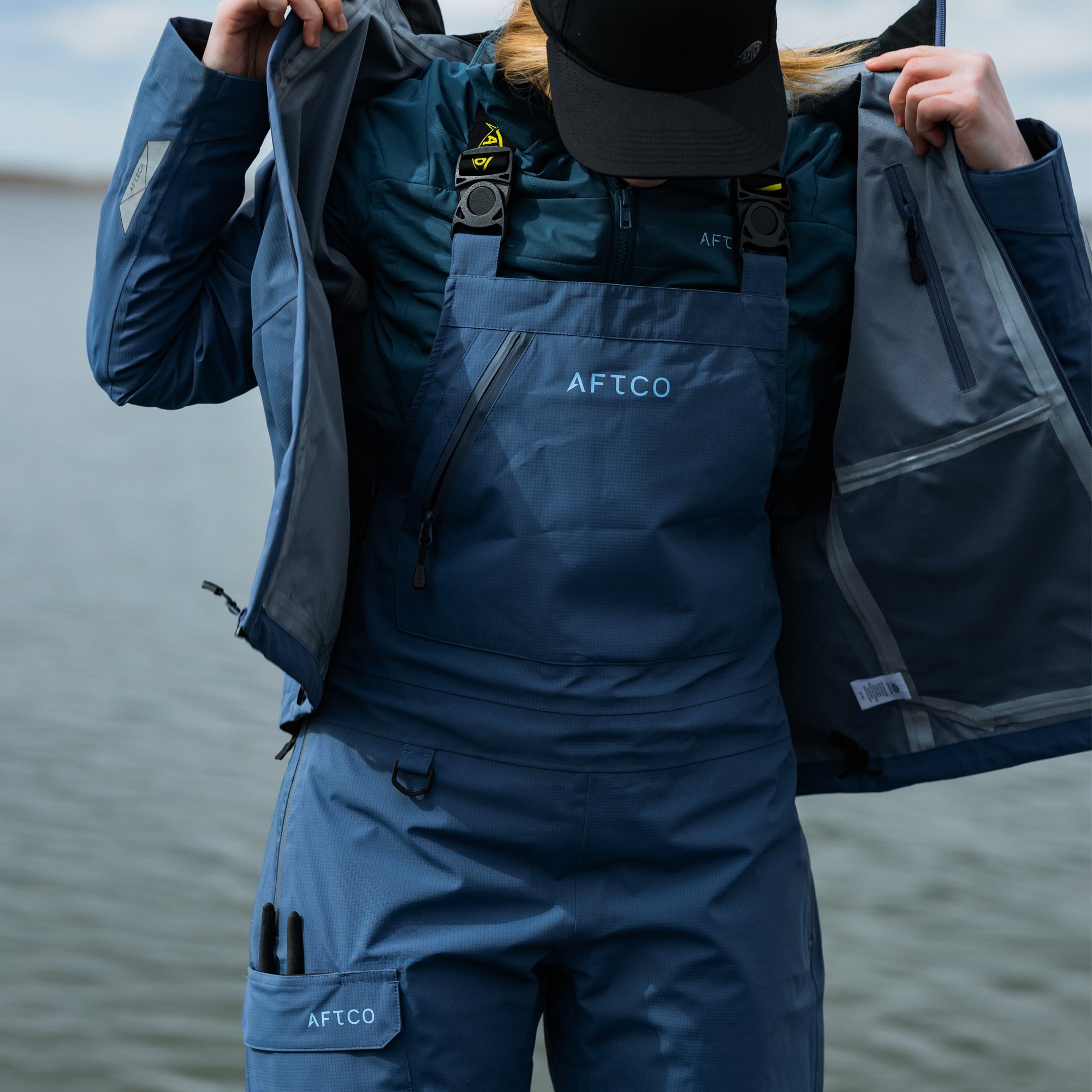 Women's Barricade Jacket | AFTCO